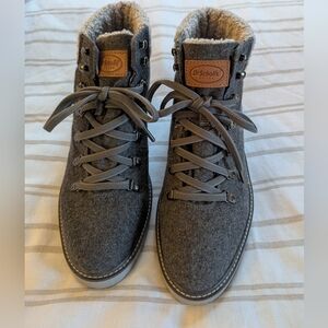 Dr Scholl's sentinel grey felt/wooly tie boots